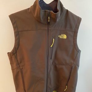 The North Face apex vest brown